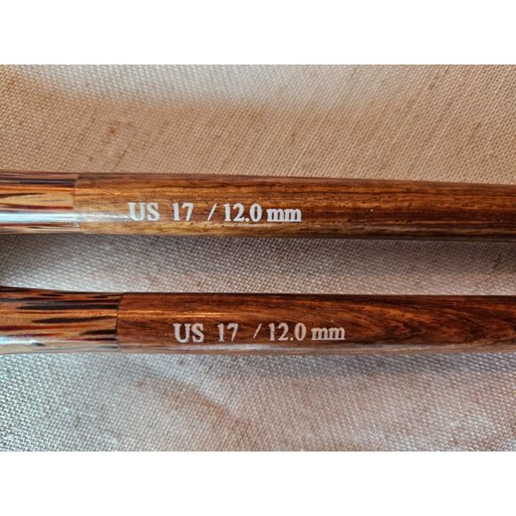 LANTERN MOON Size 17 Knitting Needles - Picture 2 of 2